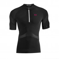 TSHIRT WITH ZIPPER